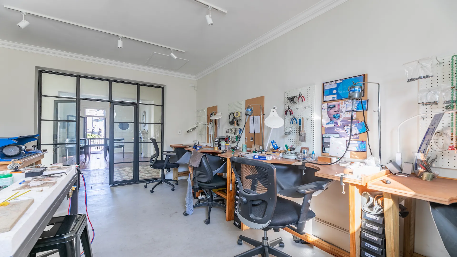 5. 118 NEW CHURCH -30