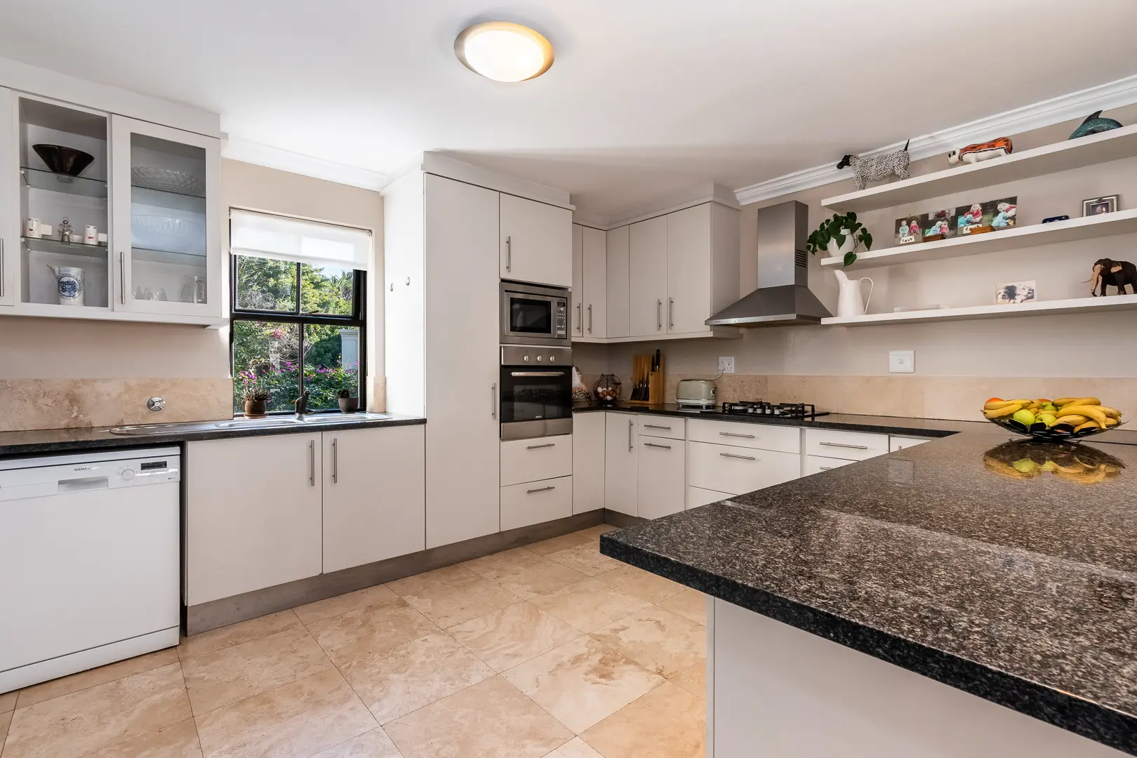 7 AllAnglesOranjezicht-30